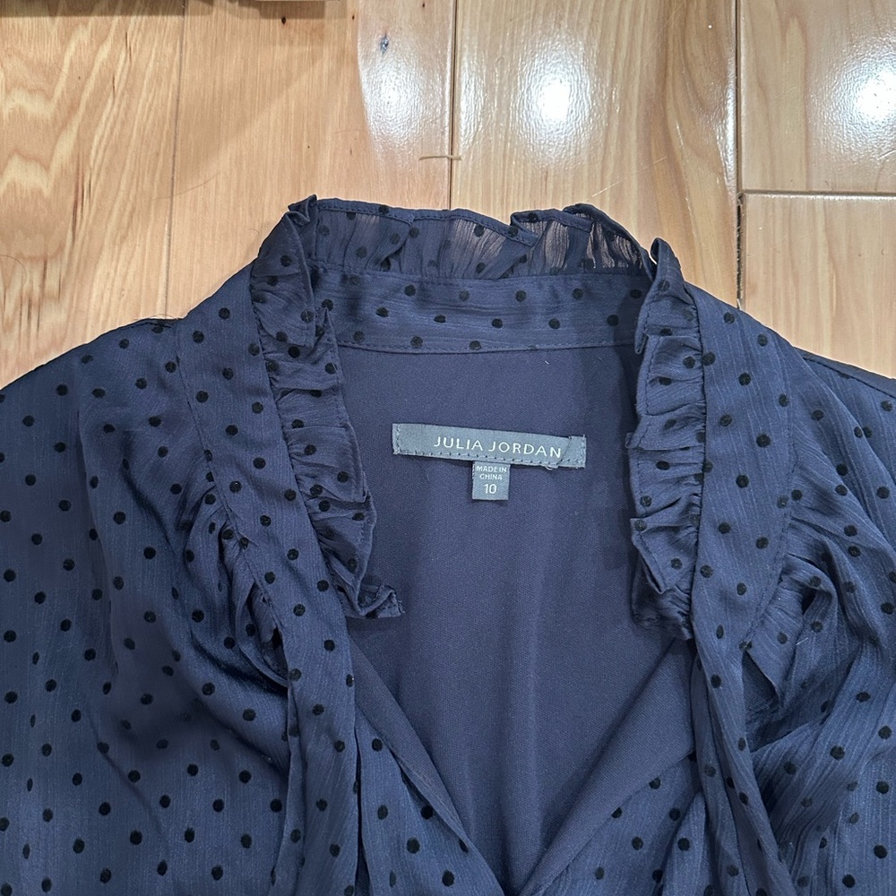 Dress - Picture 3 of 3